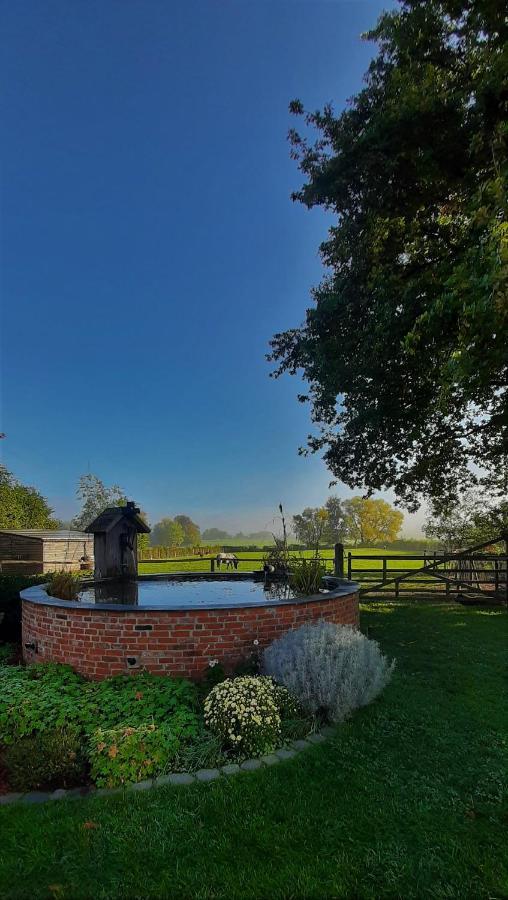 B & B Victors Hof, Met Zwemvijver In Landelijke Setting Lievegem Esterno foto